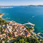 With Parking Space Sveti Filip I Jakov, Biograd - 14706 Apartmán Sveti Filip i Jakov