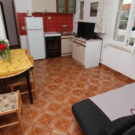 Apartamento With Parking Space Sveti Filip I Jakov, Biograd - 14706 *