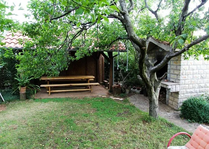 With Parking Space Sveti Filip I Jakov, Biograd - 14706 سفيتي فيليب ياكوف